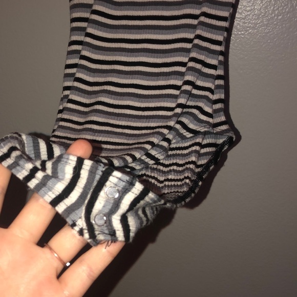 Forever 21 Body Suit<3 - Picture 2 of 4